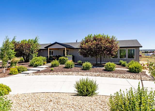 Property at 7143 N Pace Pl, Park City, UT 84098, 7 beds, 5.5 baths