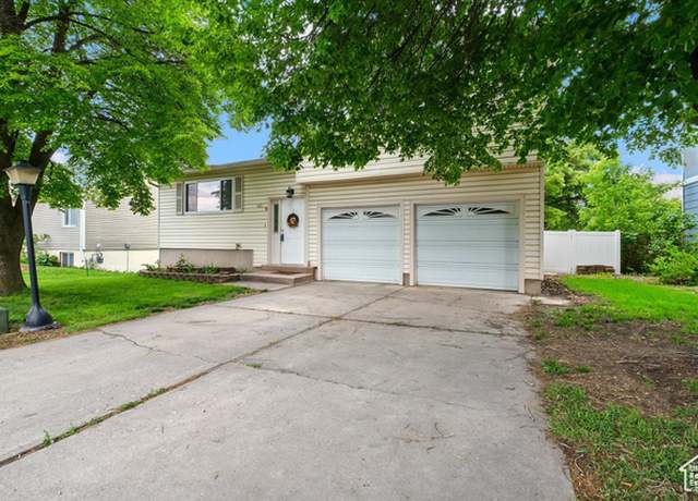 Property at 425 E 1200 N, Logan, UT 84341, 3 beds, 3 baths