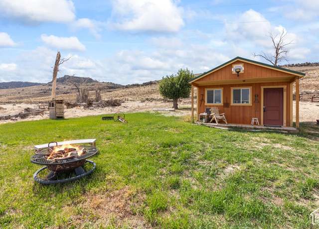 Property at 1054 E Jakes Pl, Fremont, UT 84747