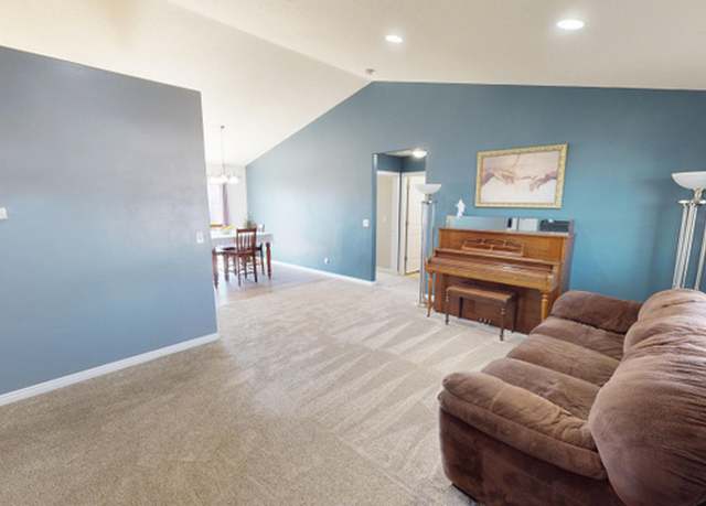 Property at 1451 W 925 S, Vernal, UT 84078, 5 beds, 3 baths