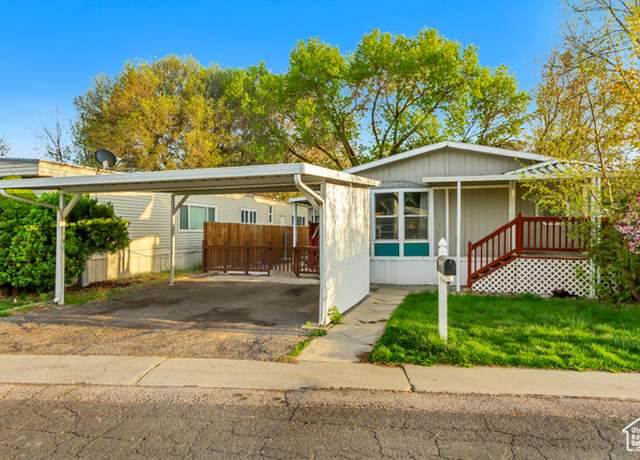 Property at 1202 E El Sendero Cir, Salt Lake City, UT 84117, 3 beds, 2 baths