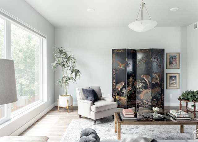 Property at 736 S 300 E Unit 1A, Salt Lake City, UT 84111, 3 beds, 3.5 baths