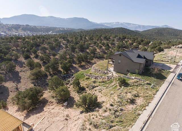 Property at 115 S Kingsbury Dr, Cedar City, UT 84720