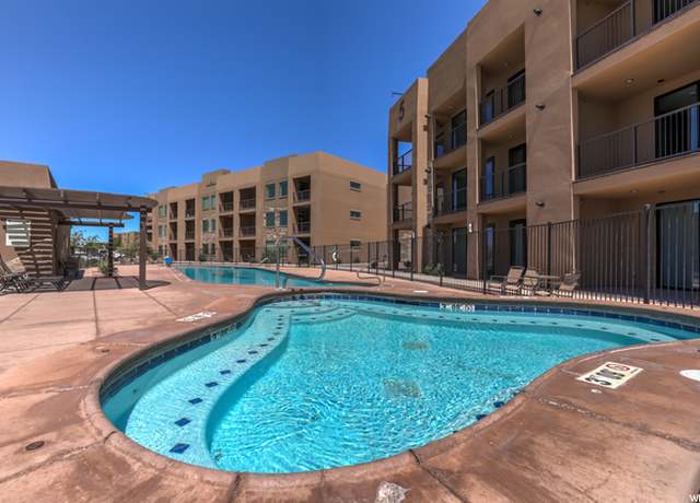 Property at 5160 W Villas Dr, Hurricane, UT 84737, 2 beds, 2 baths
