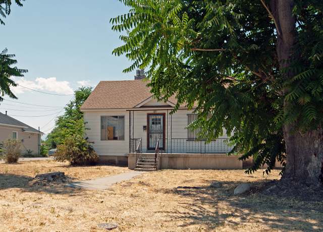 Property at 465 N 100 E, Tooele, UT 84074, 3 beds, 2 baths