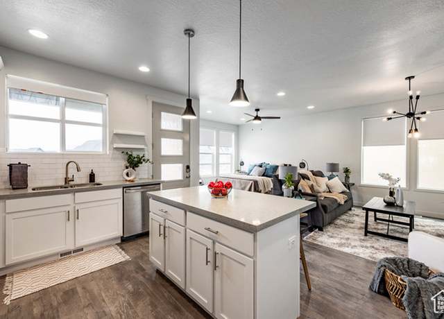 Property at 2426 N Alesund Way, Lehi, UT 84043, 6 beds, 4 baths