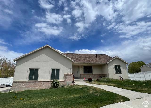Property at 13947 S Emmeline Dr, Herriman, UT 84096, 5 beds, 3 baths