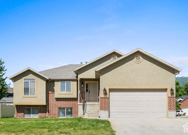 Property at 714 S Rose Blossom E, Layton, UT 84041, 3 beds, 2 baths