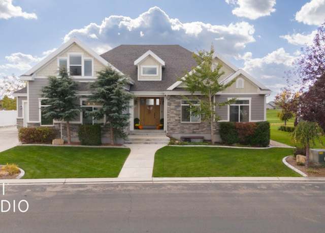 Property at 122 E Lake View Dr, Vineyard, UT 84058, 8 beds, 6 baths