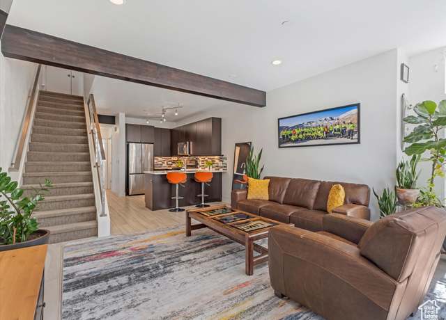 Property at 7701 S Navarro View Ct, Midvale, UT 84047, 3 beds, 3 baths