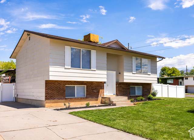 Property at 1218 W 1050 N, Layton, UT 84041, 3 beds, 2 baths