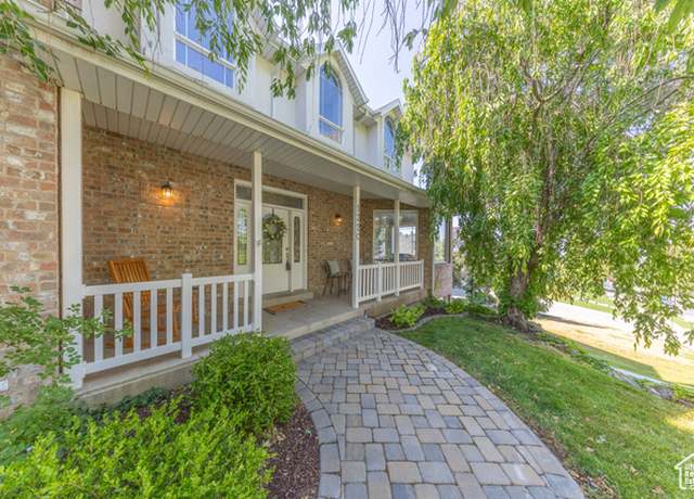Property at 1320 E Canberra Dr, Lindon, UT 84042, 6 beds, 3.5 baths