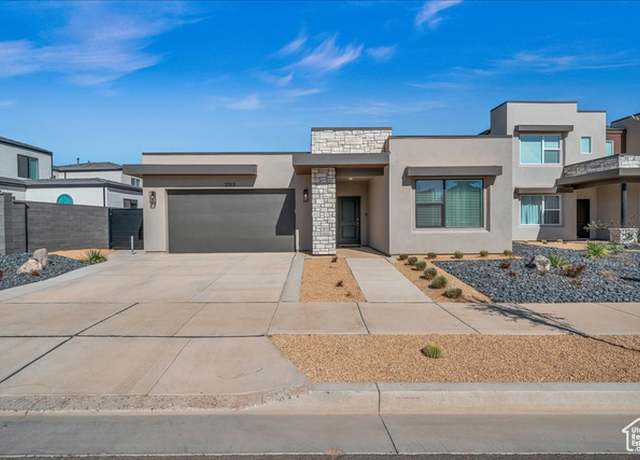 Property at 3263 E Peekaboo St, Washington, UT 84780, 3 beds, 2.5 baths