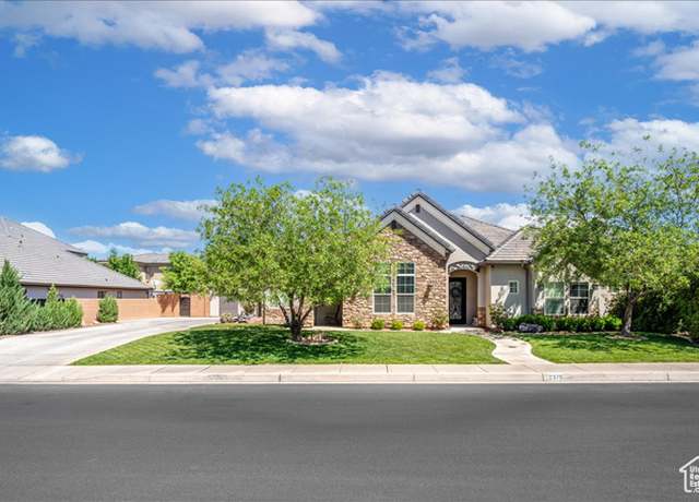 Property at 2379 E Crimson Dr, St. George, UT 84790, 3 beds, 3 baths