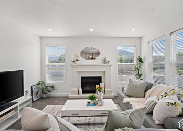 Property at 296 E 12025 St S, Draper, UT 84020, 5 beds, 3.5 baths