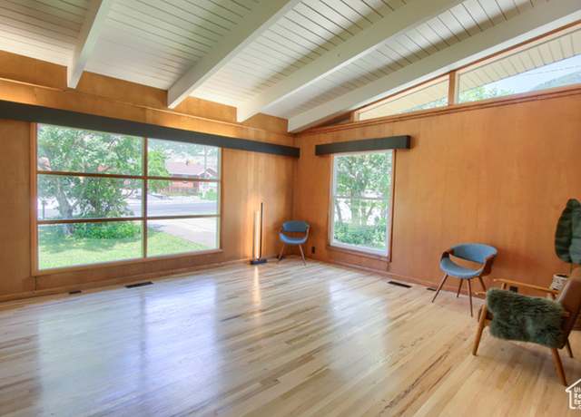 Property at 1215 E 2600 N, North Ogden, UT 84414, 5 beds, 2.5 baths