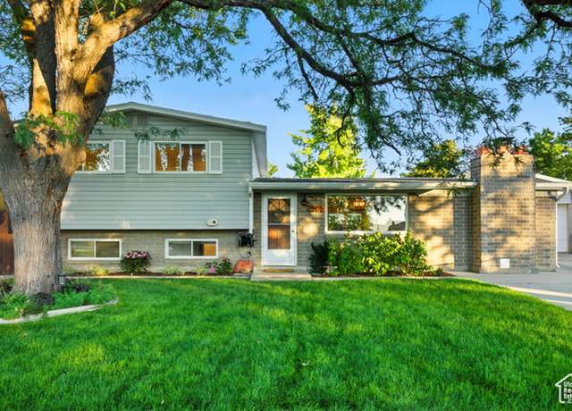 Property at 4362 S Moorgate Cir, West Valley City, UT 84120, 3 beds, 2 baths