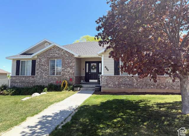 Property at 664 N 200 E, Santaquin, UT 84655, 4 beds, 2 baths