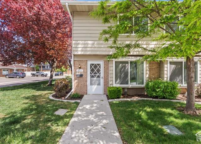 Property at 2111 E Georgetown, Salt Lake City, UT 84109, 2 beds, 1.5 baths