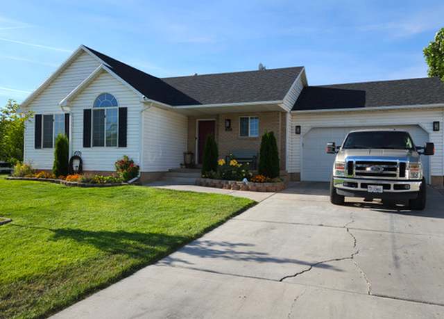Property at 658 W 1080 S, Richfield, UT 84701, 5 beds, 3 baths