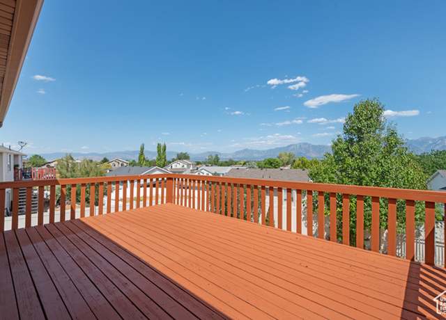 Property at 6739 S Sol Rise Dr, West Jordan, UT 84081, 5 beds, 3 baths