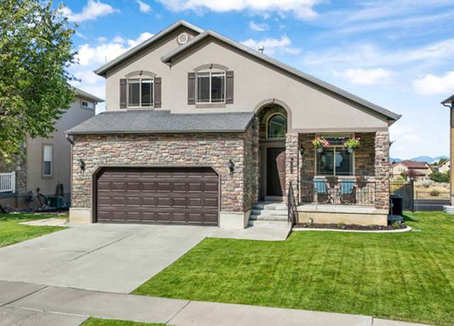 Property at 10559 N Sugarloaf Dr, Cedar Hills, UT 84062, 3 beds, 2.5 baths