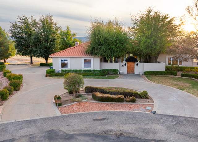 Property at 1217 Yucca Cir W, St. George, UT 84790, 4 beds, 5 baths