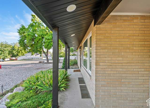 Property at 174 W Dawson St, Layton, UT 84041, 4 beds, 2.5 baths
