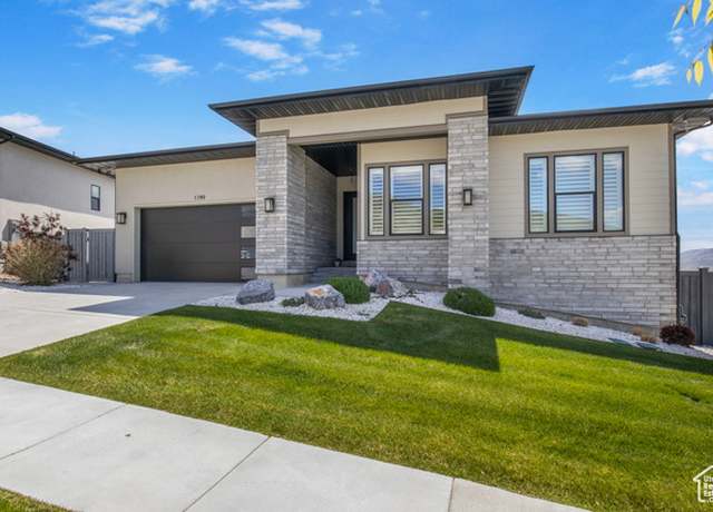 Property at 1749 W Oakridge Cir, Lehi, UT 84043, 3 beds, 2 baths