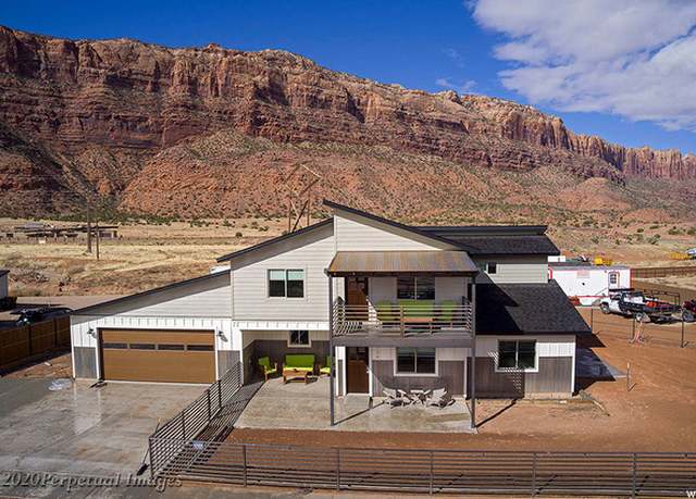 Property at 54 S Tangren Dr S Unit 1B, Moab, UT 84532, 3 beds, 2.5 baths