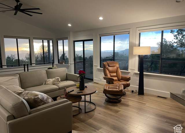 Property at 3599 E Oakview Dr, Millcreek, UT 84124, 7 beds, 4.5 baths