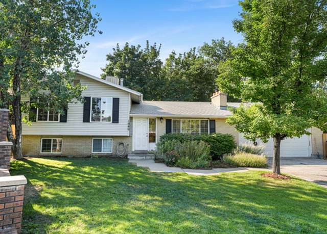 Property at 1080 E Oakridge Cir, Sandy, UT 84094, 3 beds, 2 baths