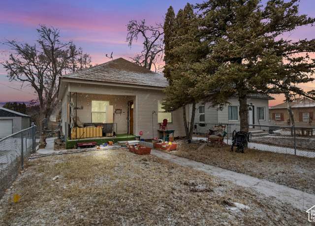 Property at 2017 Jackson Ave, Ogden, UT 84401, 2 beds, 1 bath