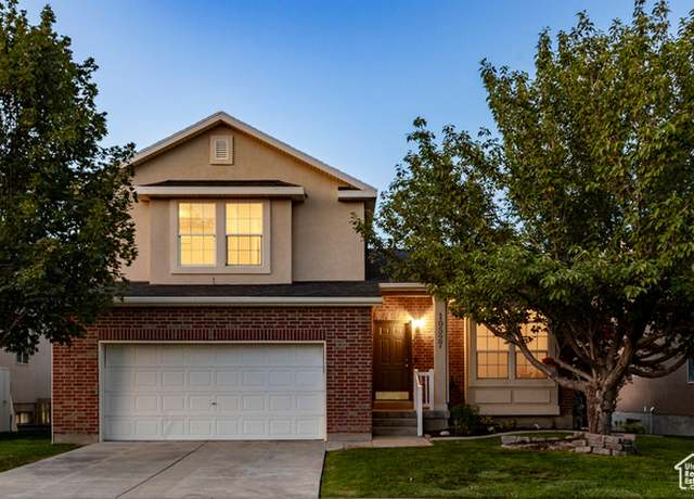 Property at 10527 S Cedar Wood Ln, South Jordan, UT 84009, 4 beds, 3 baths