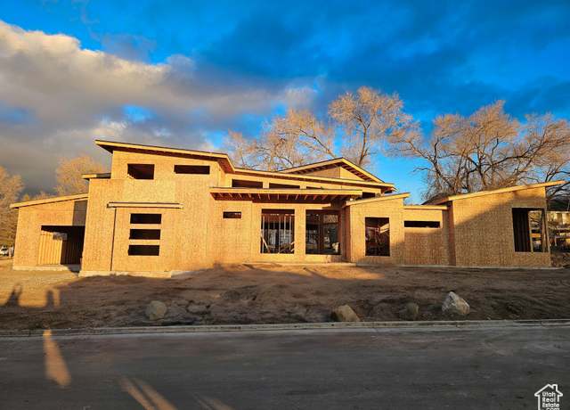 Property at 13941 S Jarvie Ln, Draper, UT 84020, 6 beds, 6 baths