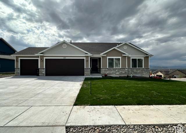 Property at 437 N 800 E, Hyde Park, UT 84318, 3 beds, 2.5 baths