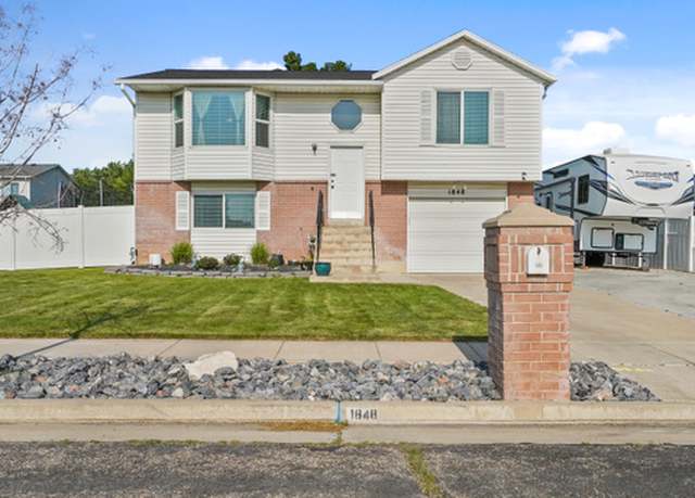 Property at 1848 S 250 W, Clearfield, UT 84015, 3 beds, 2 baths