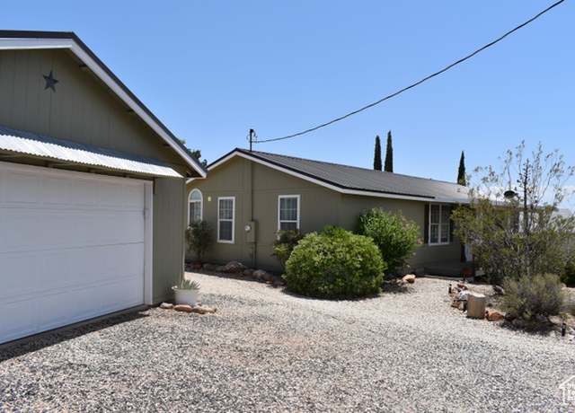 Property at 527 S Moenkopi Dr, Leeds, UT 84746, 3 beds, 2 baths