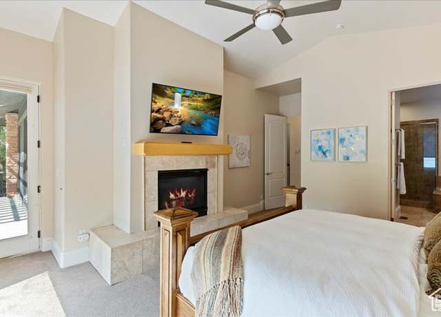 Property at 4859 E Eagleridge Dr, Eden, UT 84310, 3 beds, 2 baths