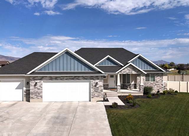 Property at 432 S Tandem Ct, Grantsville, UT 84029, 6 beds, 4.5 baths