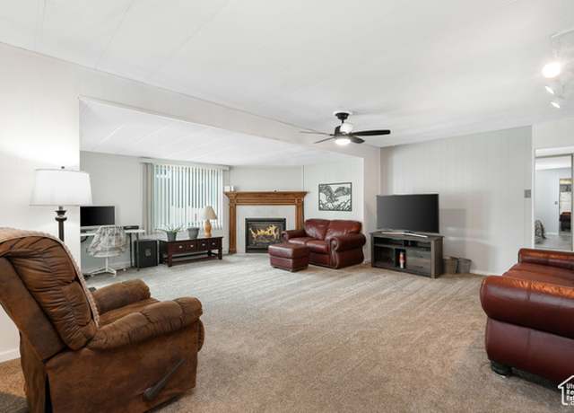 Property at 782 W Monte Del Oro S, Taylorsville, UT 84123, 3 beds, 2 baths