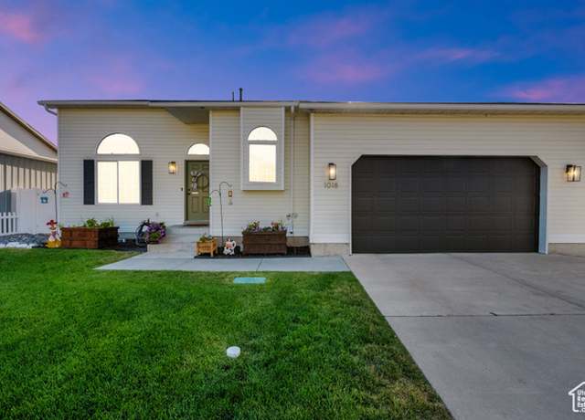 Property at 1018 S 810 W, Tooele, UT 84074, 4 beds, 2 baths