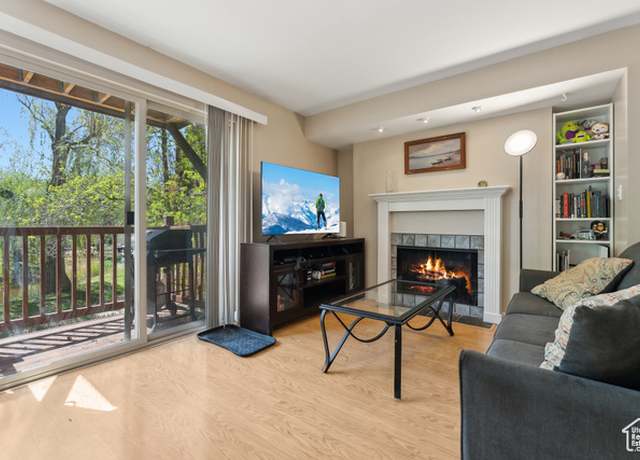 Property at 5552 S Willow Ln E Unit C, Salt Lake City, UT 84107, 2 beds, 1 bath