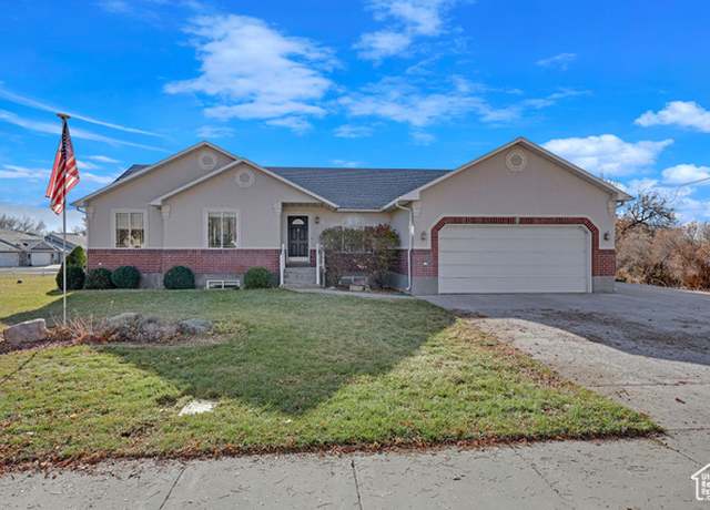Property at 98 W 400 S, Smithfield, UT 84335, 6 beds, 3.5 baths