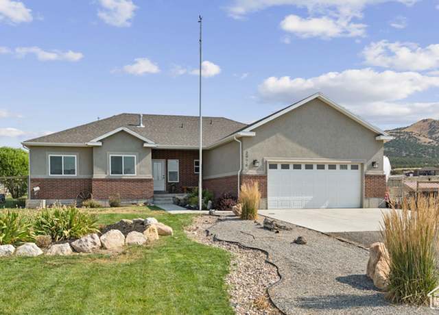 Property at 2976 W Ruiz, Stockton, UT 84071, 6 beds, 3.5 baths