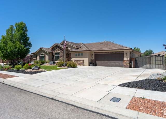 Property at 343 N 1490 St W, St. George, UT 84770, 3 beds, 2.5 baths