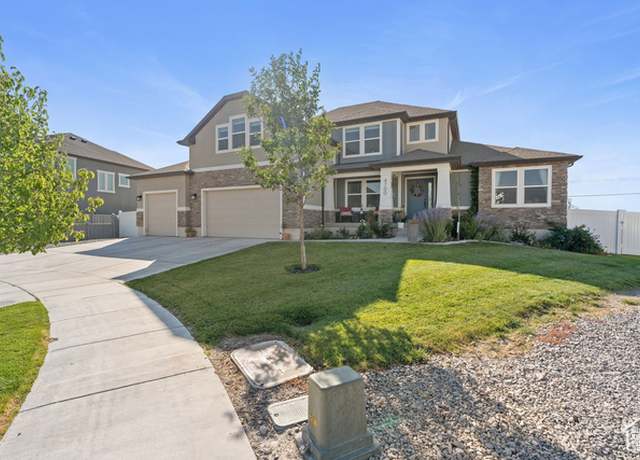 Property at 4700 N Mount Waas Dr #126, Eagle Mountain, UT 84005, 5 beds, 3.5 baths