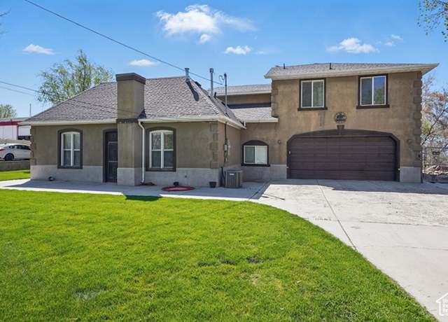 Property at 2490 S State St, Springville, UT 84663, 6 beds, 3 baths