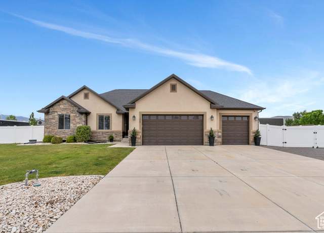 Property at 1565 E Smithfield Dr, Eagle Mountain, UT 84005, 6 beds, 3 baths