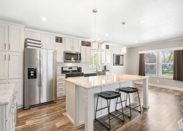 Property at 6433 S 790 W, Murray, UT 84123, 3 beds, 2 baths